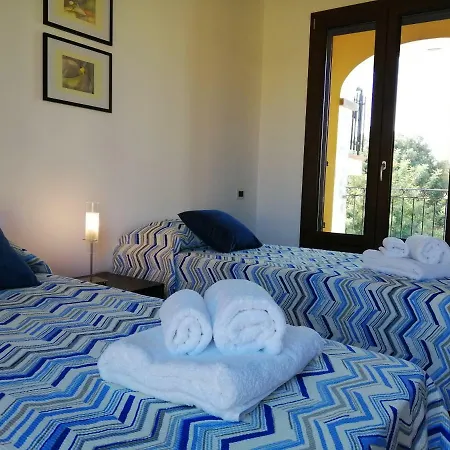 Casa Il Cortile Fiorito Tortolì