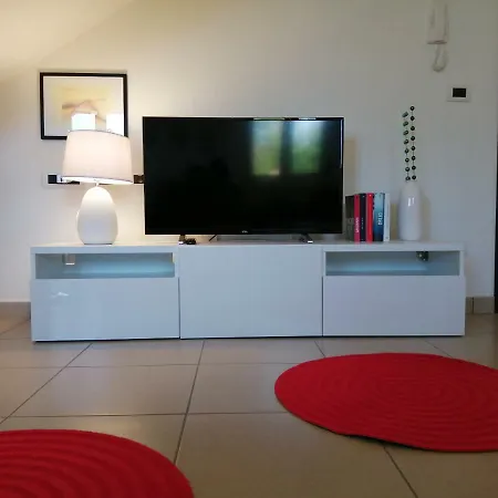 Casa Il Cortile Fiorito Apartment