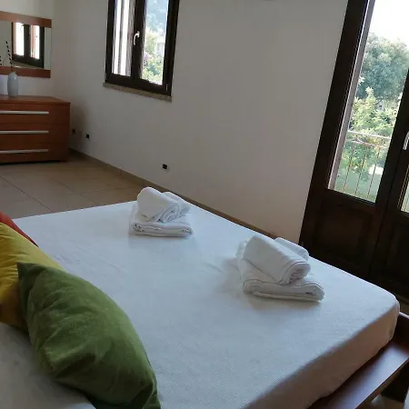 Apartment Casa Il Cortile Fiorito Tortoli