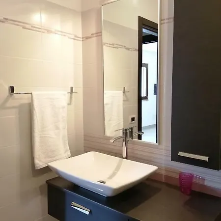 Casa Il Cortile Fiorito Apartamento Tortolì